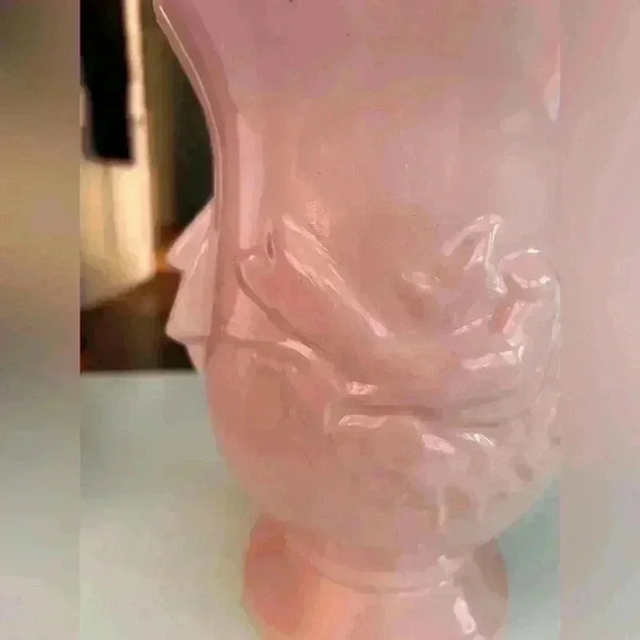 Vintage Pink McCoy  Pottery Vase with Bird and Flower - Picture 10 of 10